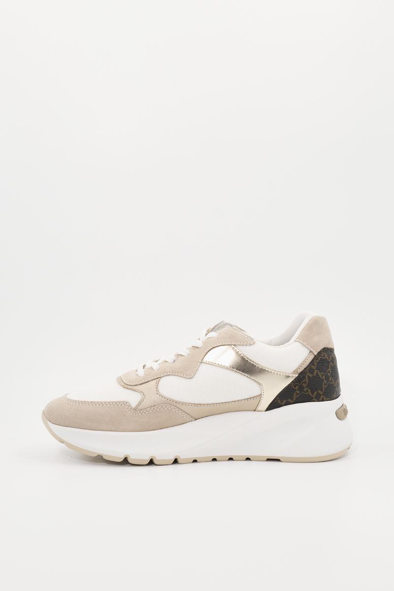Кожаные кроссовки