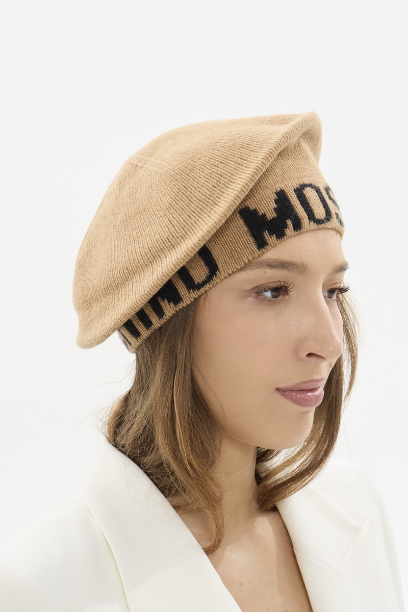 Берет из шерсти и вискозы с надписью MOSCHINO